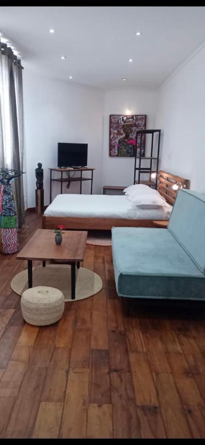 Appartements D'Hotes Marciloui アンツィラベ エクステリア 写真