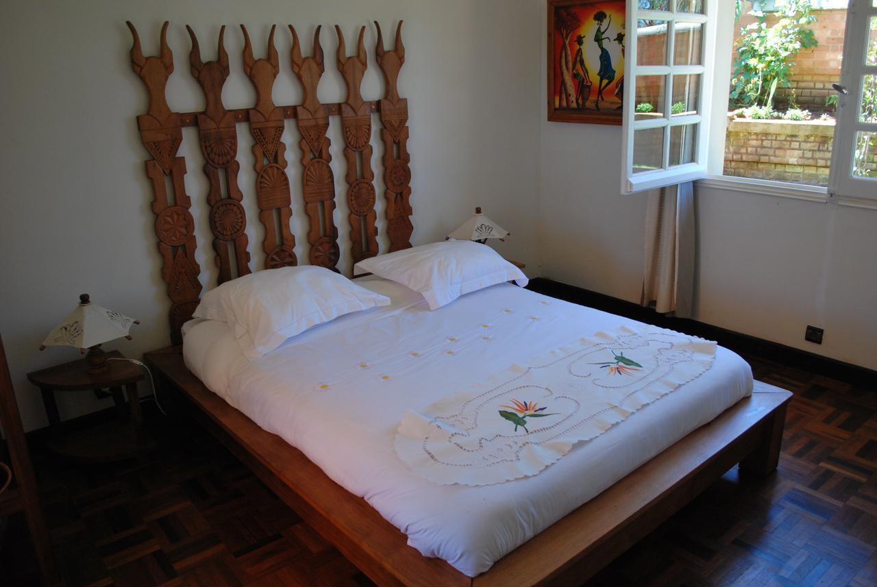 Appartements D'Hotes Marciloui アンツィラベ エクステリア 写真